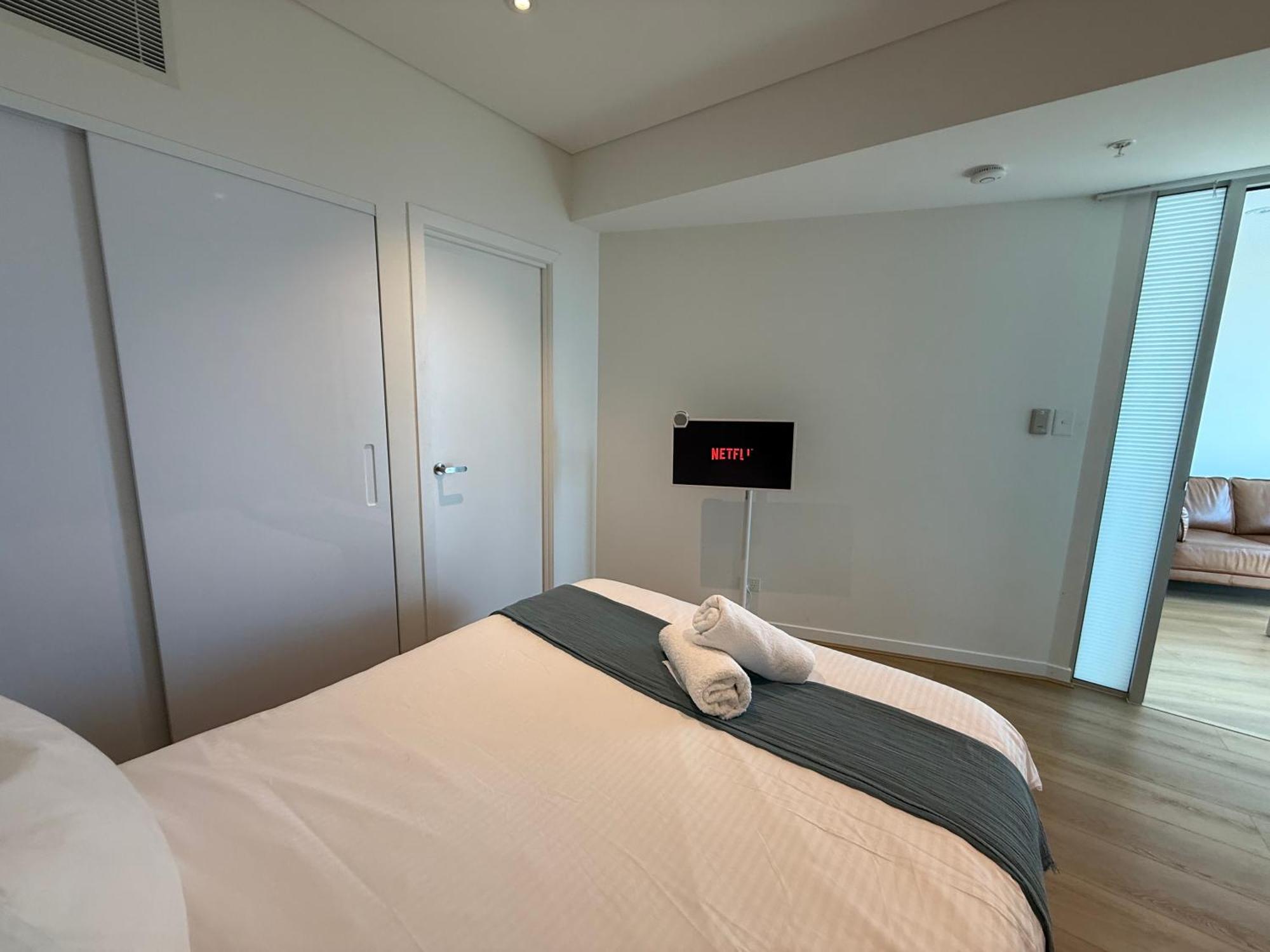 Amazing Views 60Th Level Skytower 3 Bedrooms Brisbane Buitenkant foto